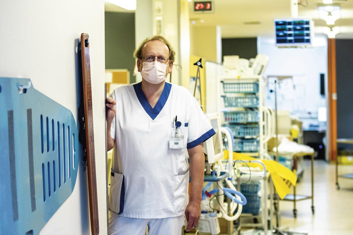 Le professeur Jacques Creteur, responsable des soins intensifs à l'hôpital Erasme (ULB), à Anderlecht: 