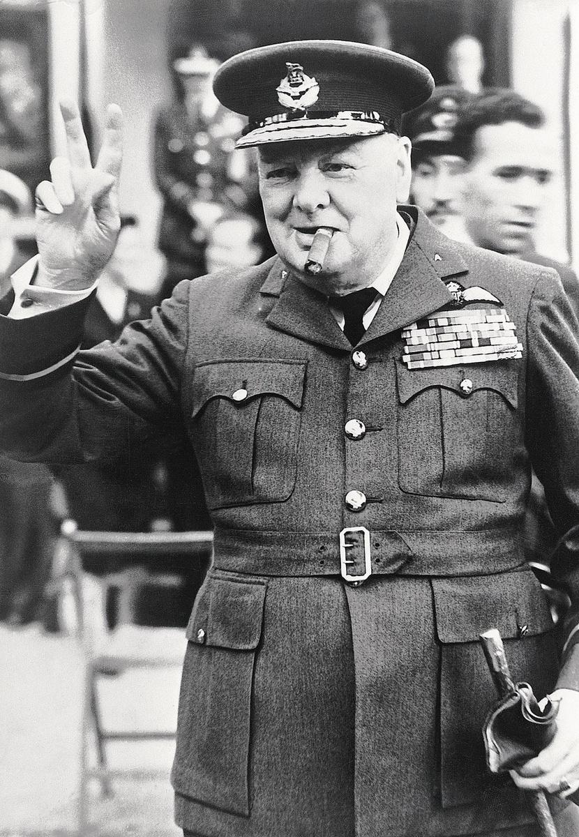 Winston Churchill, le Premier ministre britannique, était réticent à l'idée du procès.