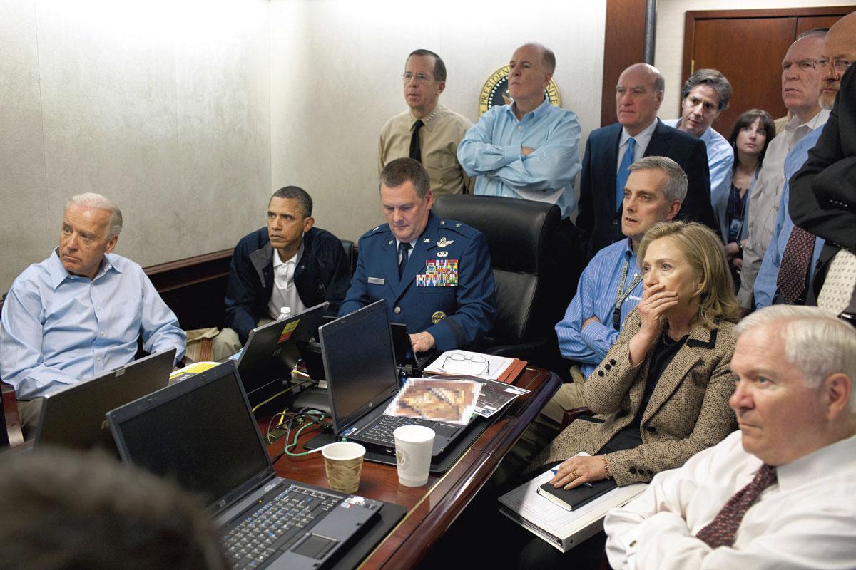 Le 2 mai 2011, un commando des Navy Seals tue le chef d'Al-Qaeda Oussama Ben Laden dans une maison au Pakistan: le seul moment peut-être où le président Obama n'a pas été critiqué par les républicains.