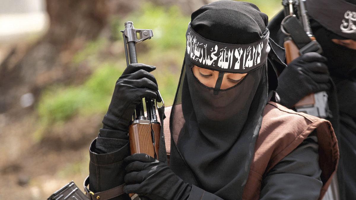La série Black Crows contraste avec l'image idéalisée d'héroïsme projetée par l'Etat islamique.