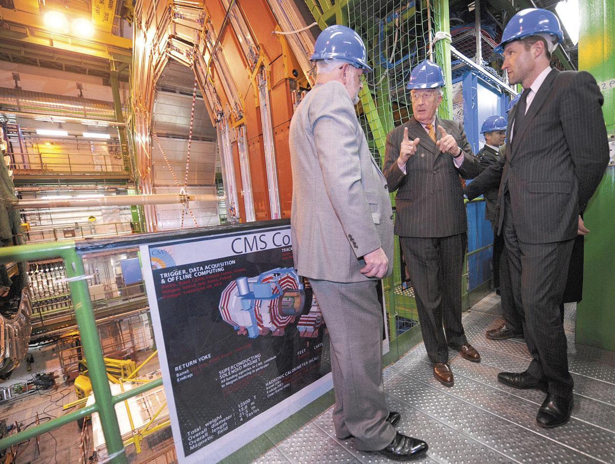Alors ministre de l'Energie dans le gouvernement Leterme, Paul Magnette (ici en visite au Cern, à Genève) s'était montré favorable à la prolongation de trois réacteurs nucléaires.
