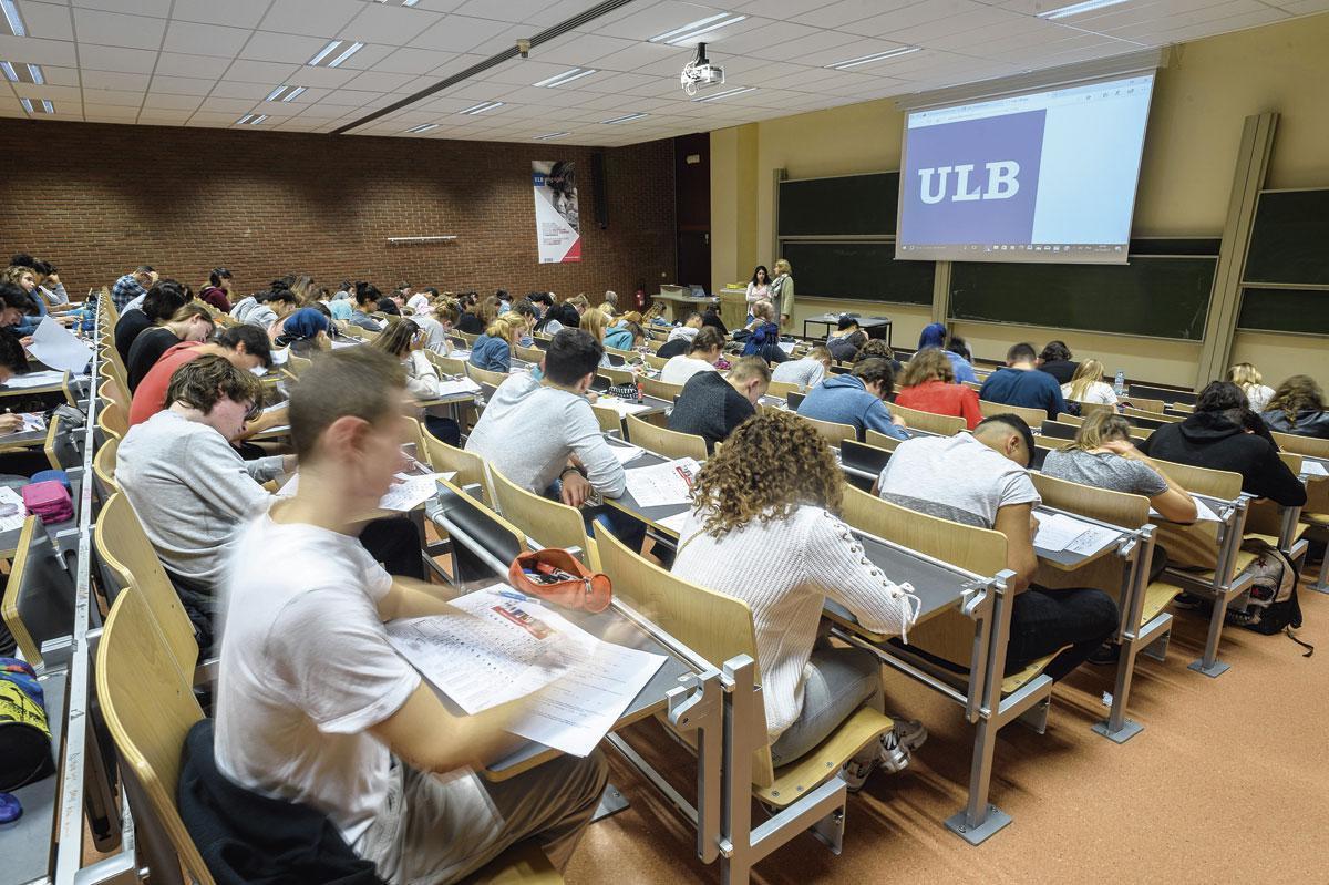 L'ULB a assoupli les critères d'octroi de l'aide sociale afin de soutenir un maximum d'étudiants.