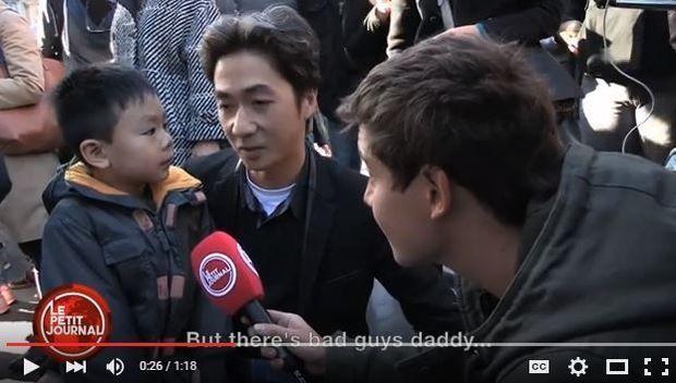 Journalist interviewt vader en zoon na aanslagen in Parijs 