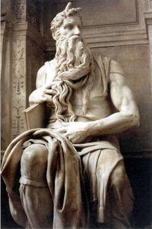 Mozes (van Michelangelo) kon wel een redacteur gebruiken, aldus Verhulst.