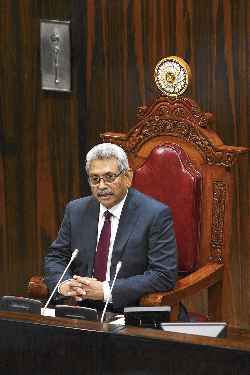 La gestion controversée de l'économie par le président Gotabaya Rajapaksa et son frère Premier ministre accroît le mécontentement de la population.
