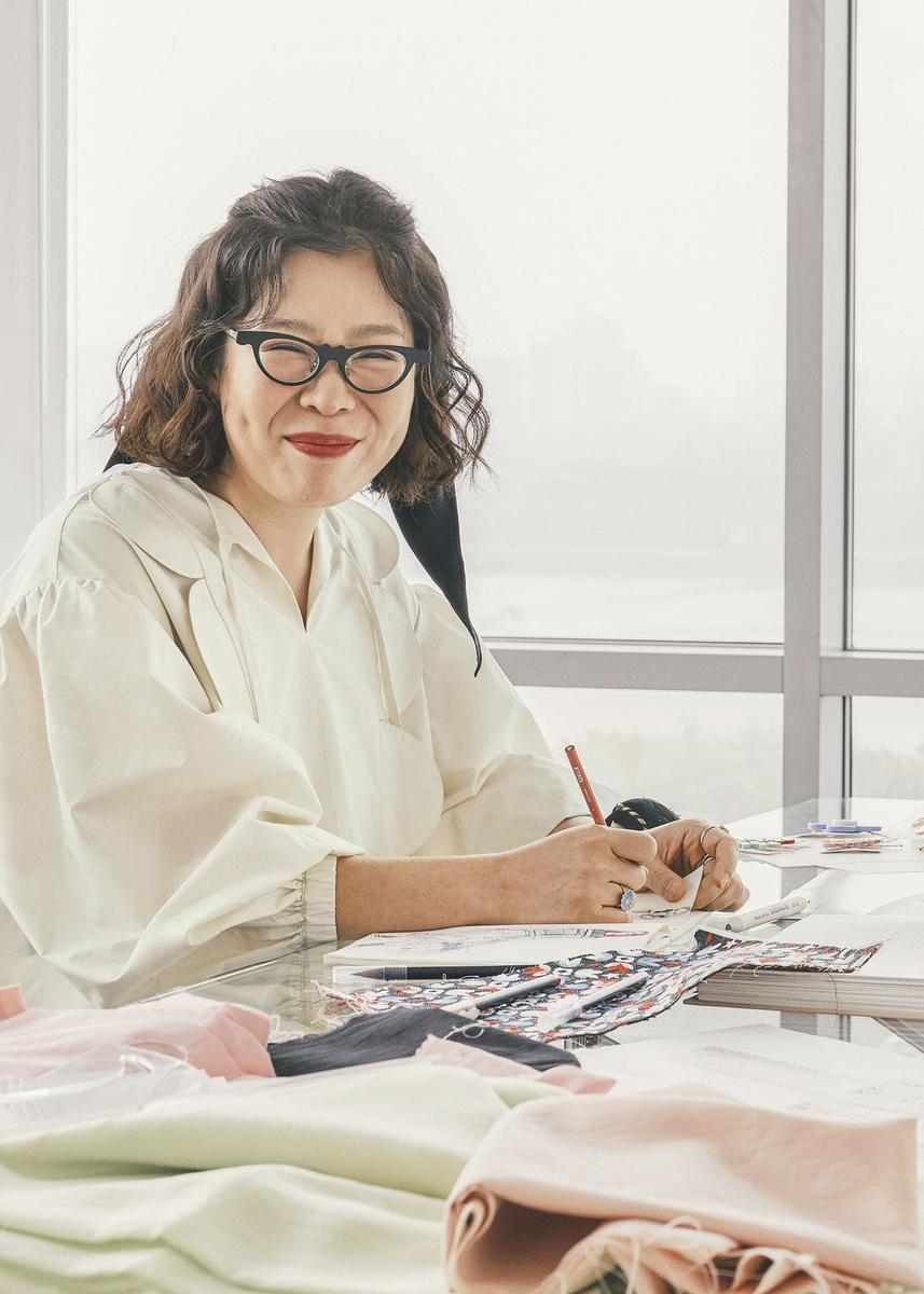 Ontwerper Minju Kim in zee met & Other Stories: 'Ik wil de Koreaanse cultuur overbrengen'