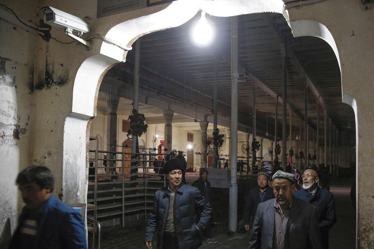 Digitaal vergrootglas op Oeigoeren China maakt van offline blijven een misdaad.