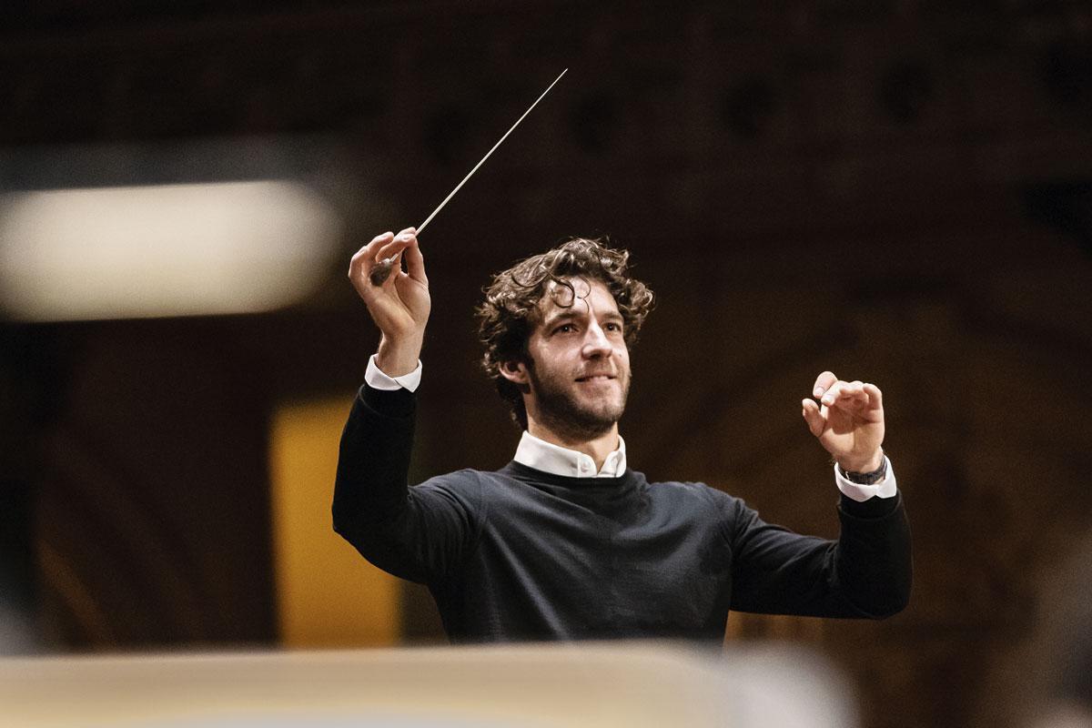Lorenzo Viotti est depuis août dernier le chef d'orchestre de l'Orchestre philharmonique des Pays-Bas et de l'Opéra national.