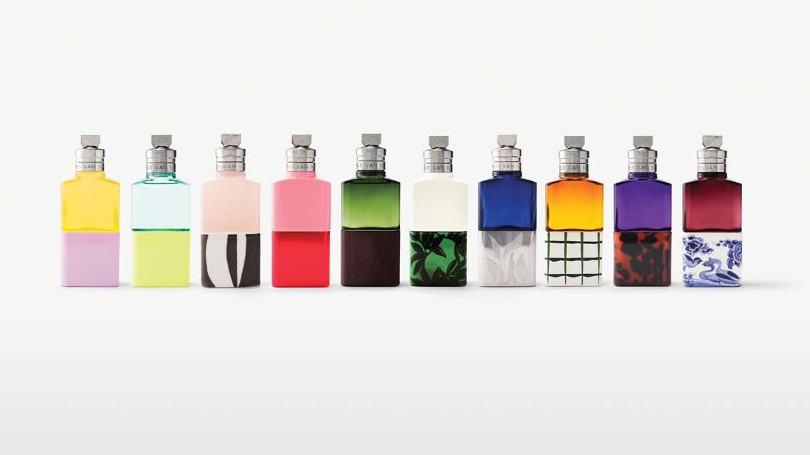 Dix eaux de parfums dans dix flacons collectors et ressourçables (à partir de 220 euros les 100 ml).