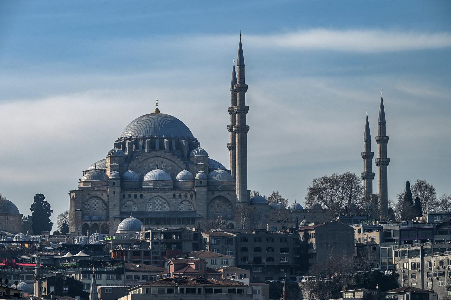 La fameuse mosquée de Süleymaniye à Istanbul, photographiée en février 2022