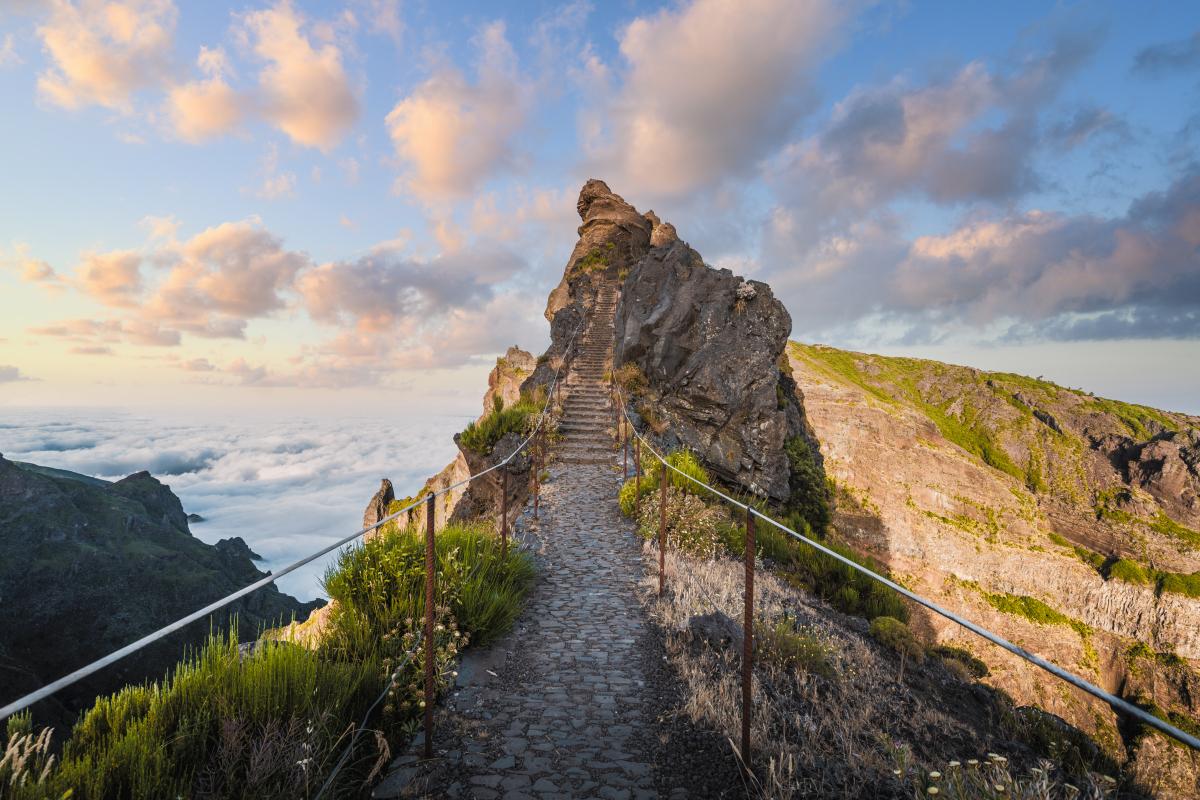 17. PR1 - Pico do Arieiro - Pico Ruivo aux Açores : 13 kms 