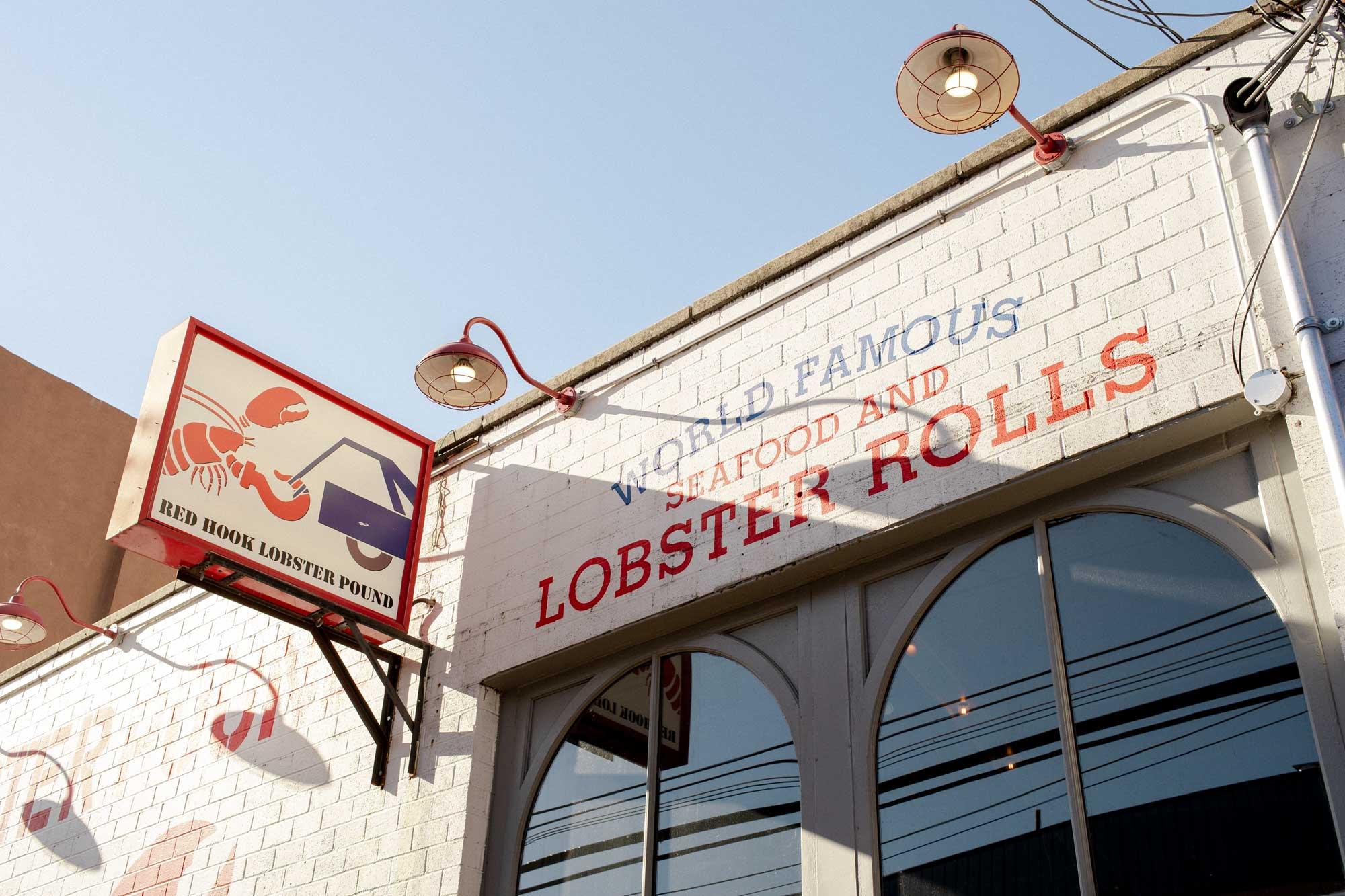  C'est ici que vous dégusterez les meilleurs "lobster rolls", une spécialité - un sandwich mou fourré au homard - de la Nouvelle Angleterre. Les vrais fans font des kilomètres pour les dévorer. 