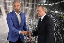 Zinédine Zidane en Florentino Perez