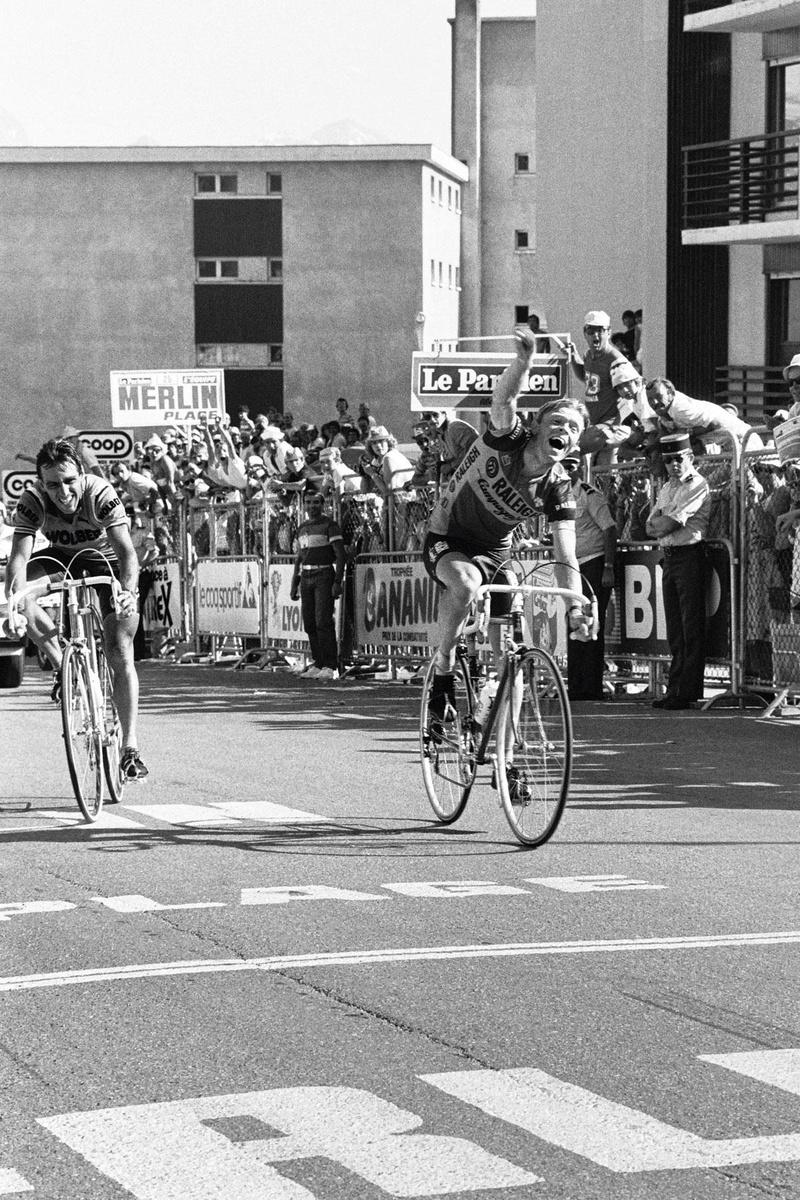 In 1983 wint Peter Winnen voor de tweede keer op Alpe d'Huez. De Fransman Jean-René Bernaudeau is tweede.