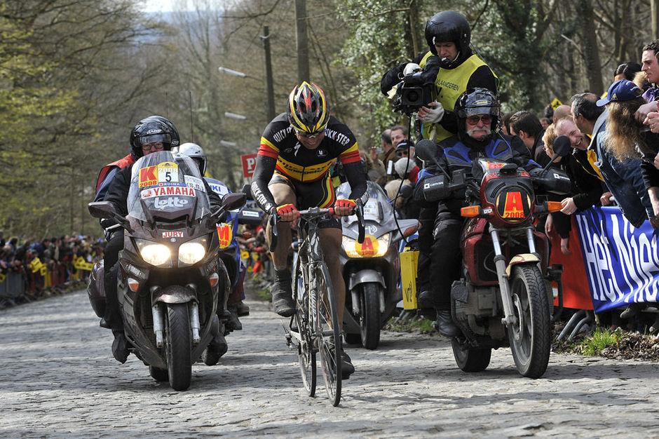 Herinneringen aan de Ronde van Vlaanderen: 'Die oerkreet van Tsjmil, ik schiet er nog altijd van wakker'