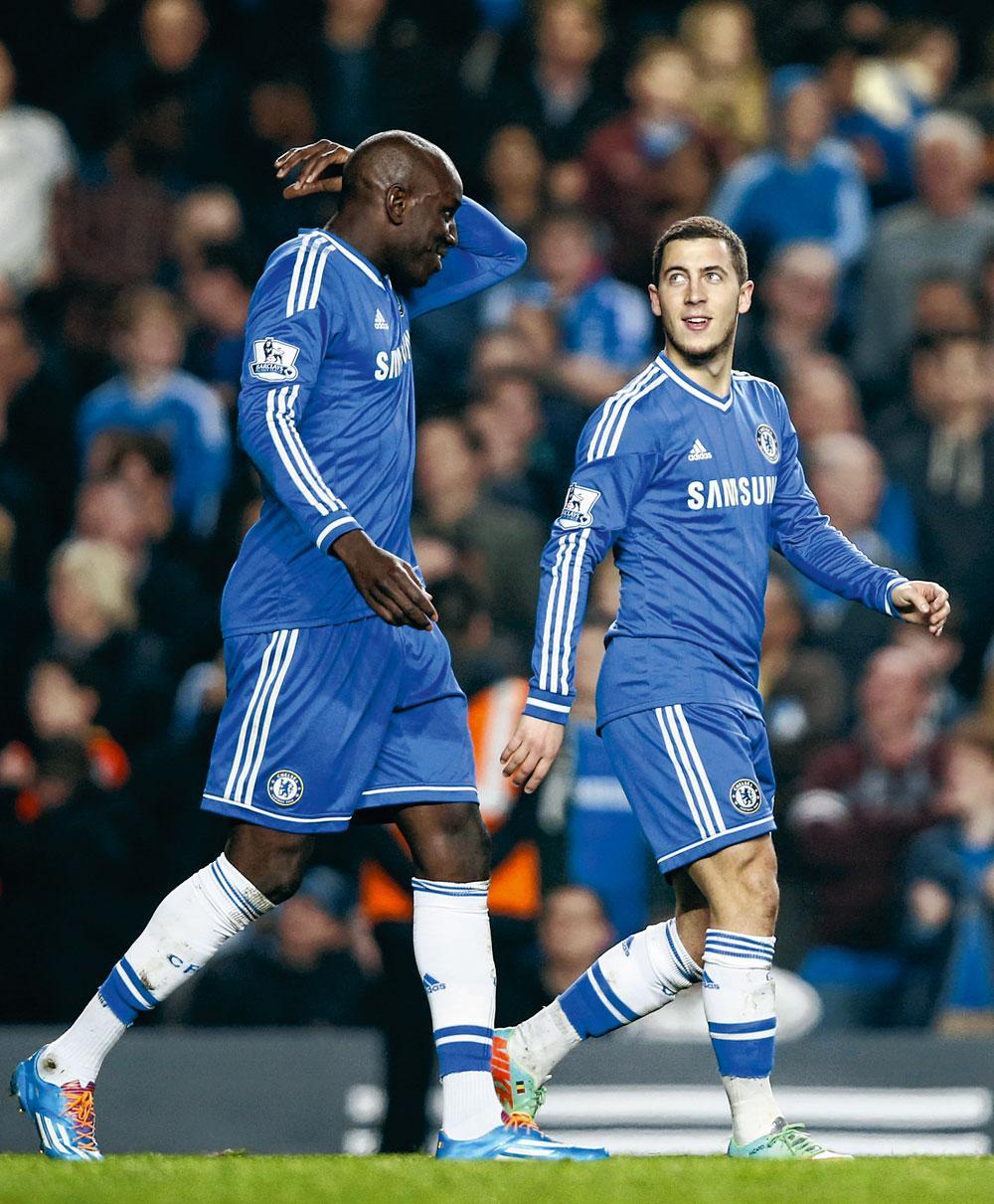 Demba Ba en Eden Hazard bij Chelsea: een vriendschap voor het leven.