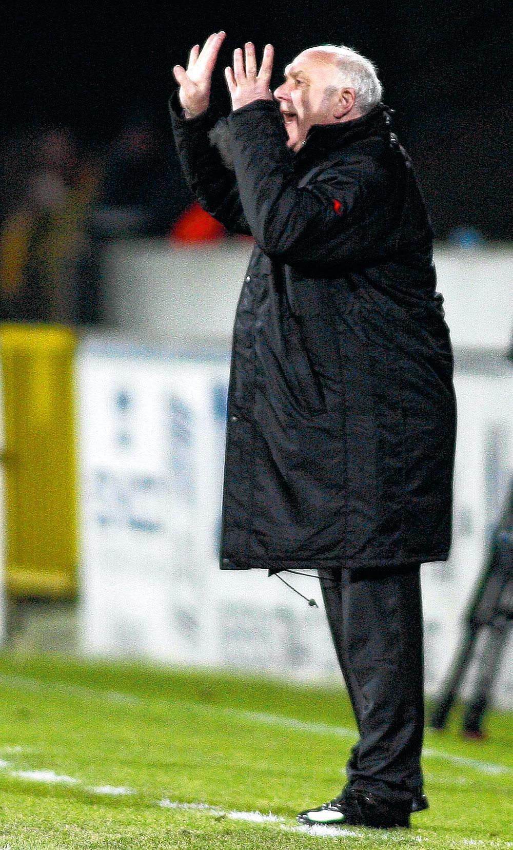 Aimé Anthuenis was trainer van Lokeren toen zijn ploeg op 11 februari 2006 een erg vreemde wedstrijd speelde tegen Lierse. 'Ik wil daar liever niet meer op terugkomen', zegt hij nu.