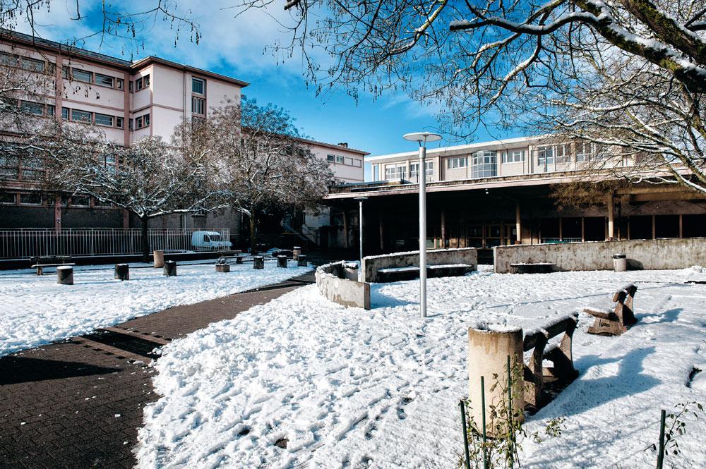 Het Lycée Corsmontaigne, de middelbare school van Thomas Didillon.