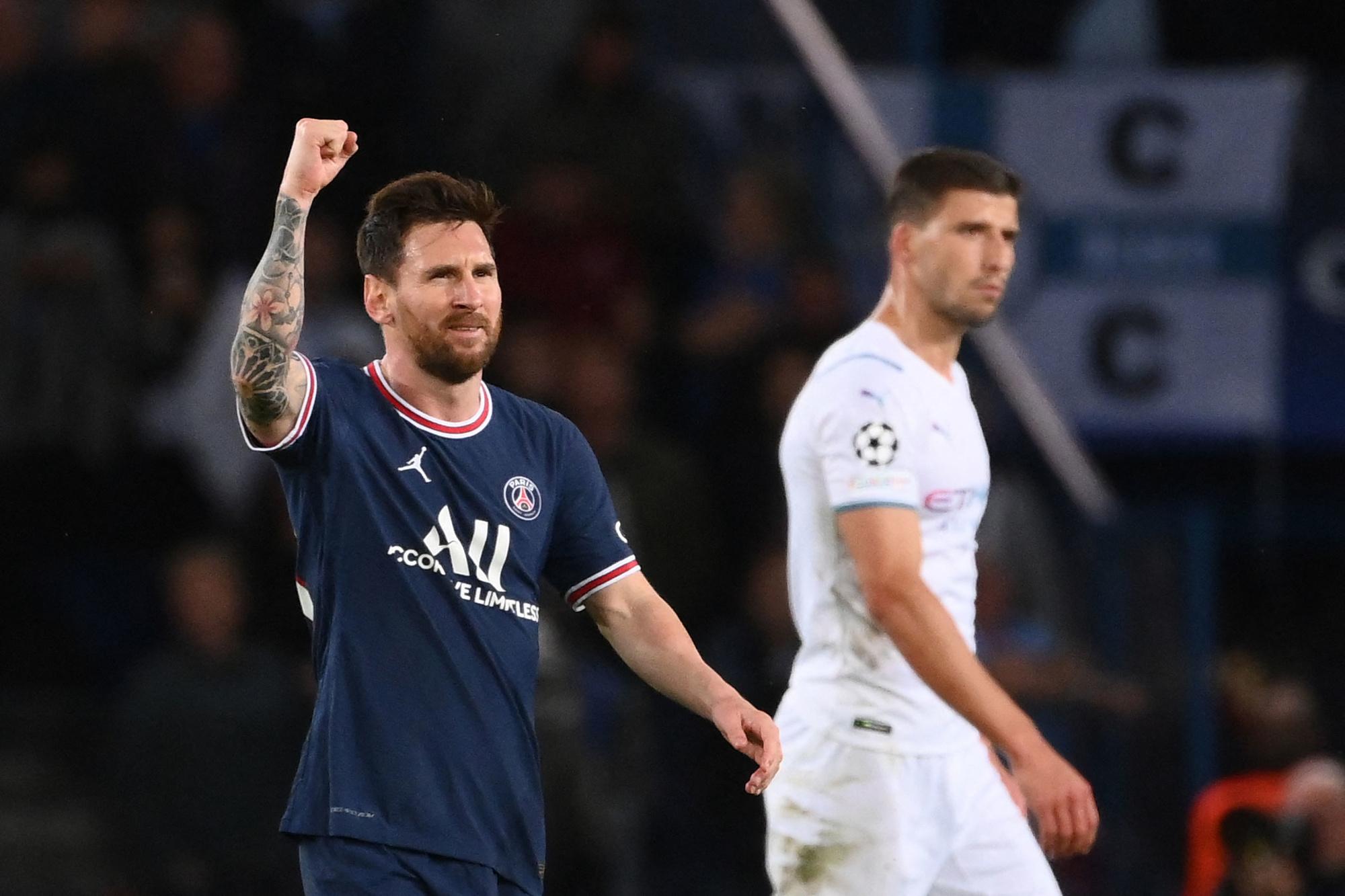 Messi viert zijn eerst goal voor PSG