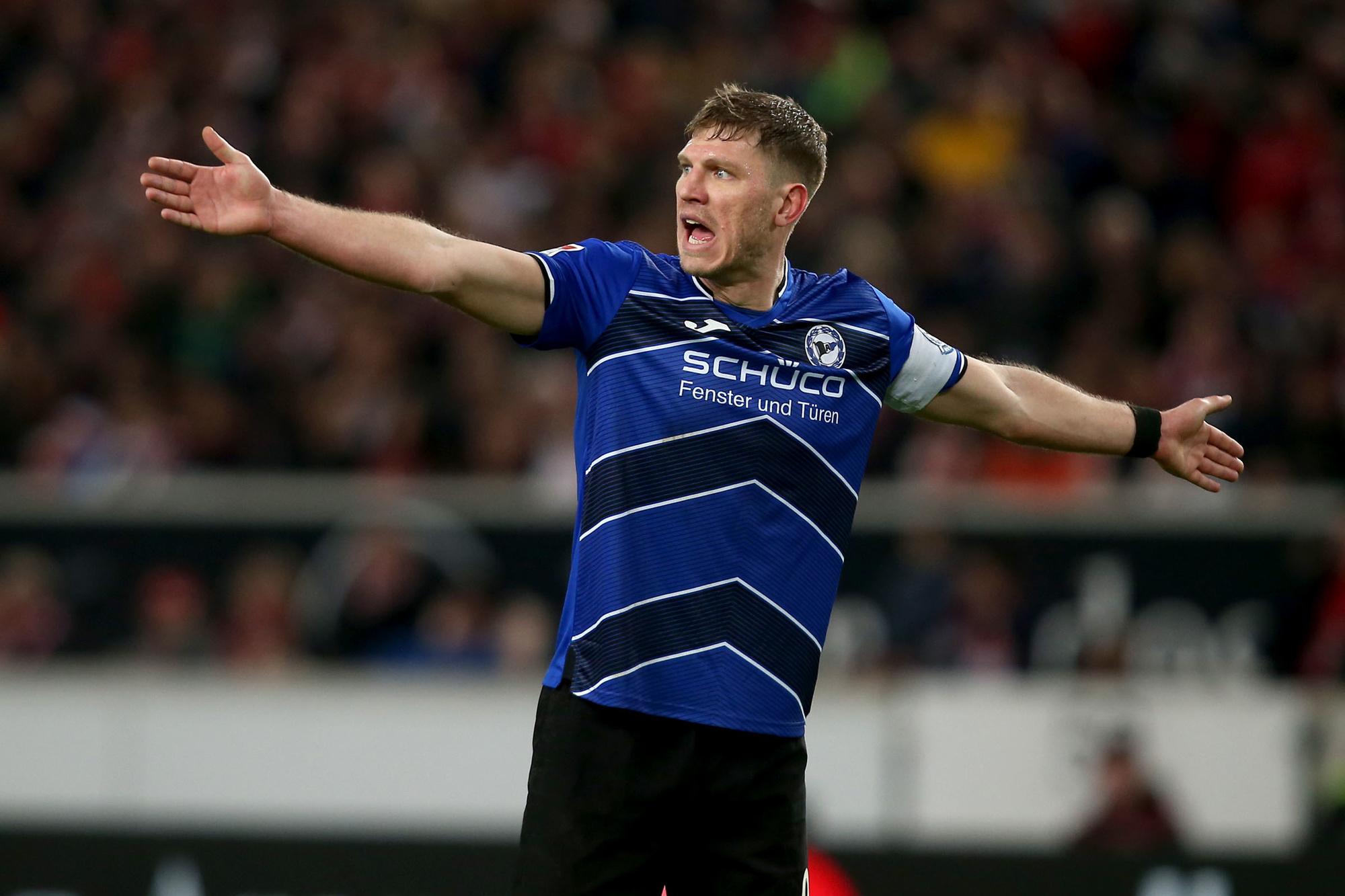 Fabian Klos, de kapitein en spits van Bielefeld