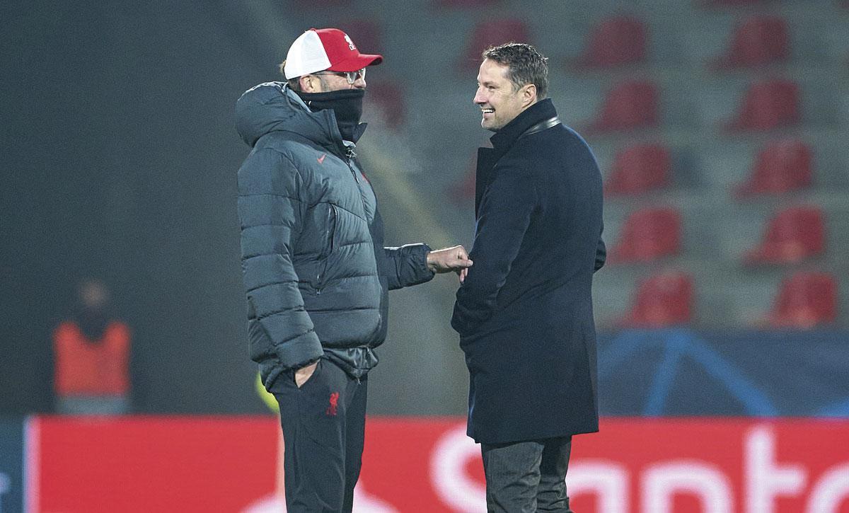 Brian Priske met Jürgen Klopp tijdens het Champions Leagueduel tussen Midtjylland en Liverpool.