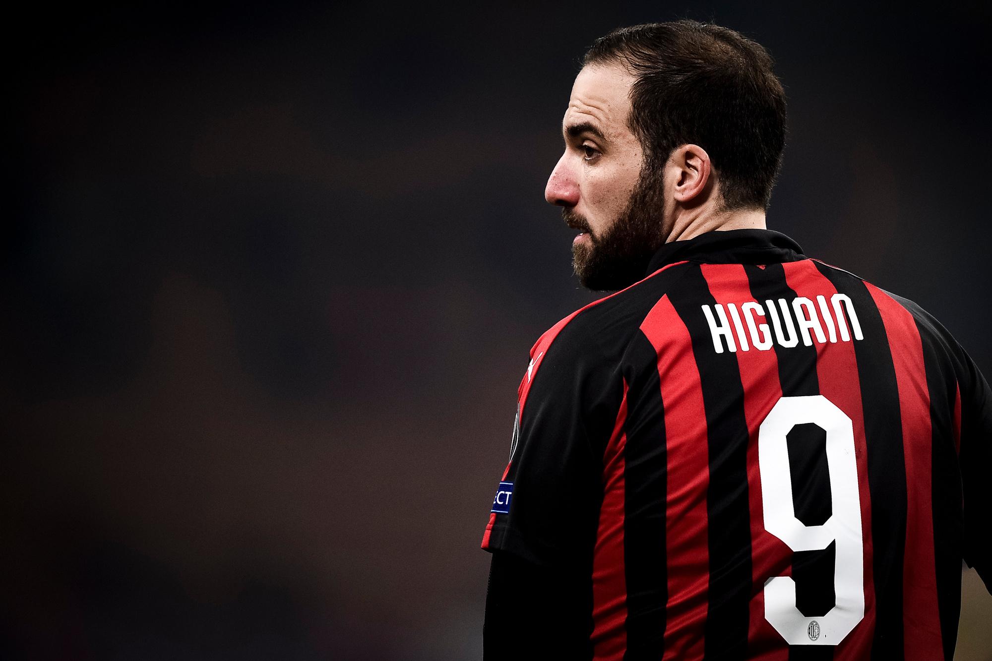 Gonzalo Higuain, geen onverdeeld succes bij Milan