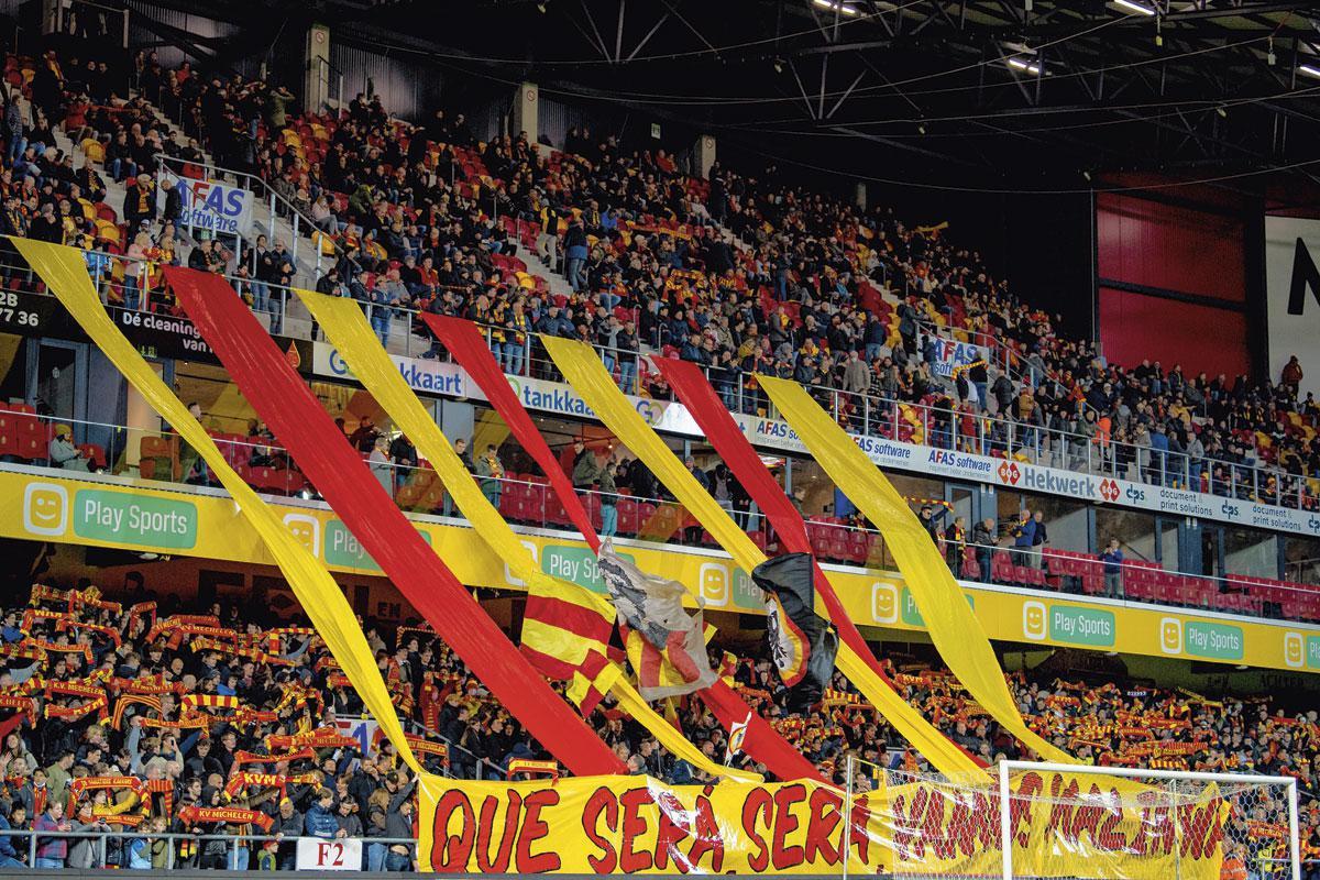 De liefde voor KV Mechelen: wat betekent het om een Kakker te zijn?