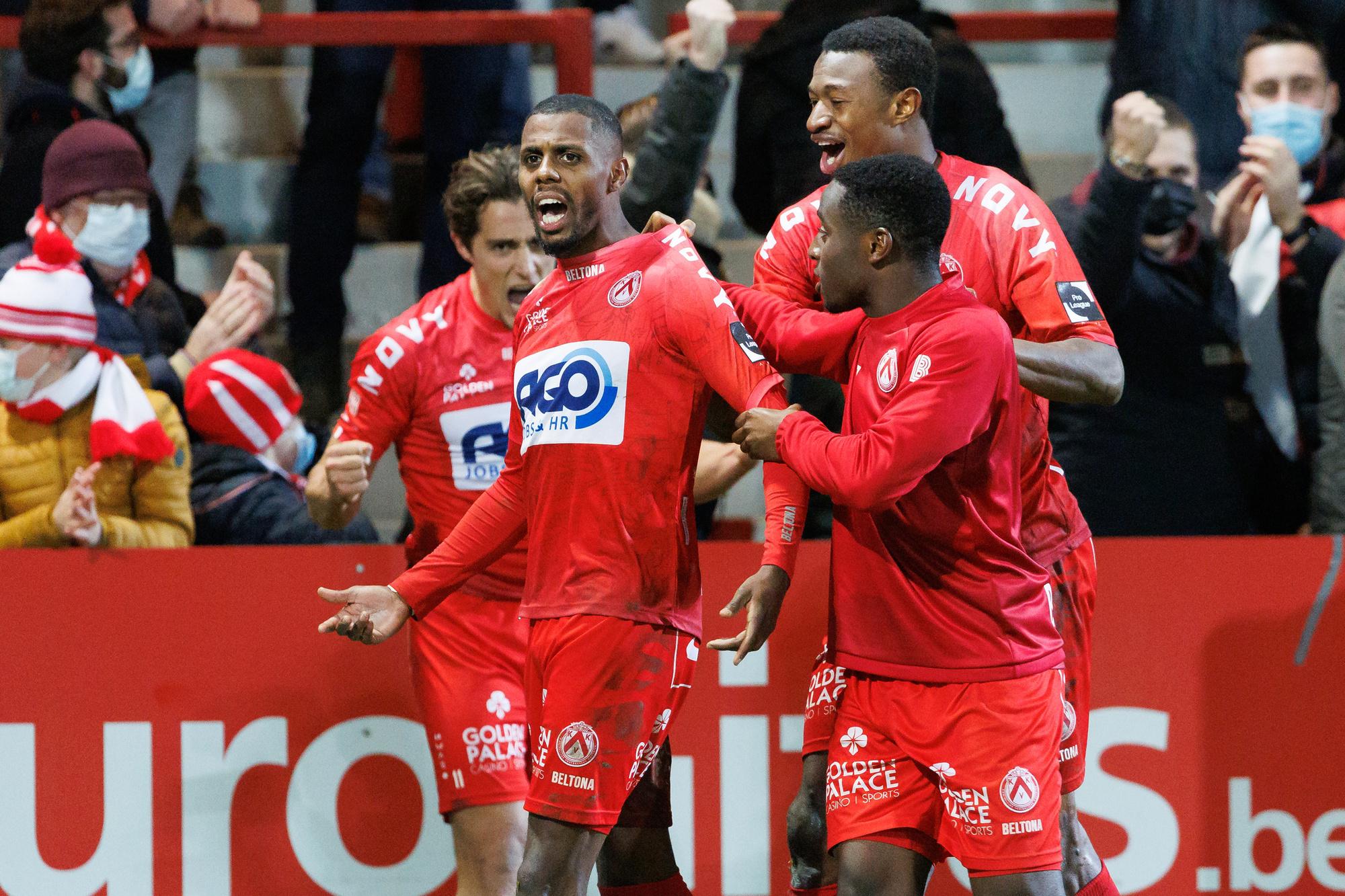 Faïz Selemani is een van de grote mannen bij de Comoren.
