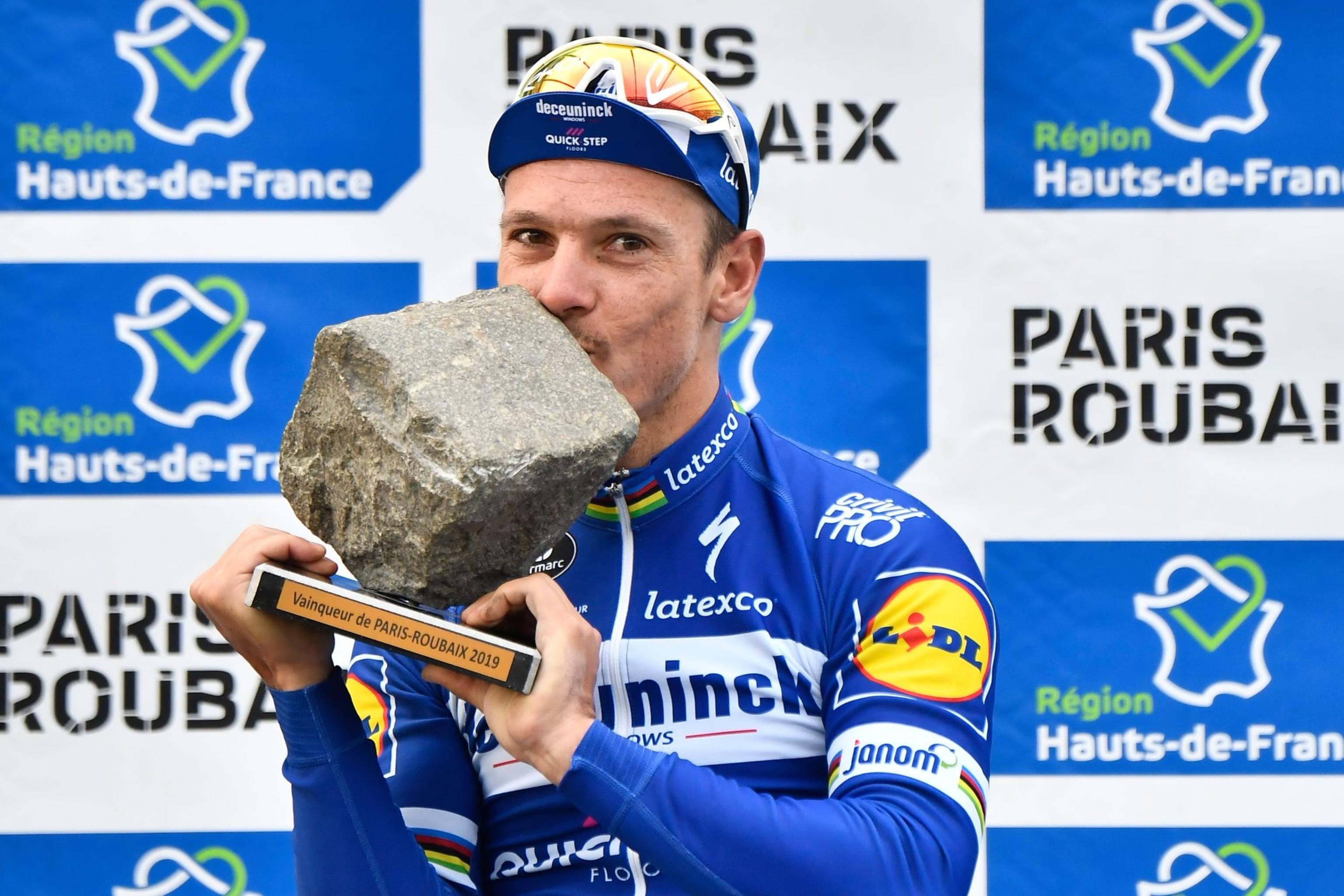  Voor de 36-jarige Gilbert was het nog maar de derde deelname aan Parijs-Roubaix en dat leverde meteen een zege op, zijn tweede van het seizoen en ook de eerste Belgische klassieke zege dit voorjaar. 
