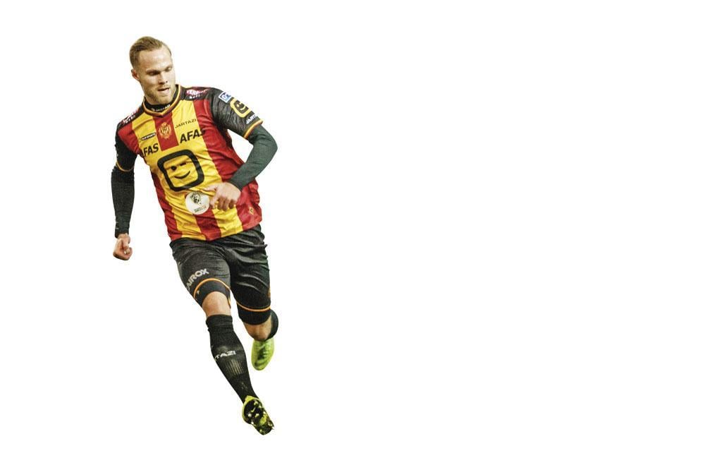 10 GUSTAV ENGVALL