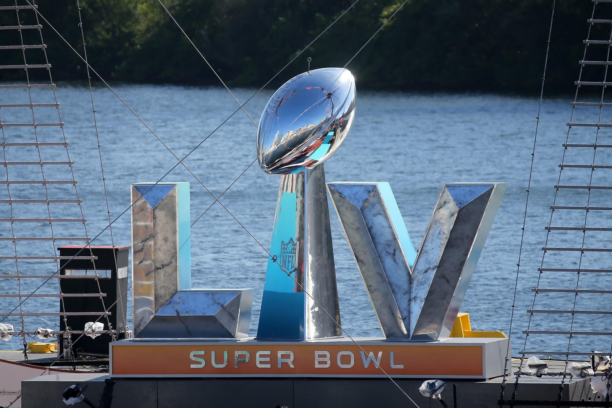 Van echte thuisgrond tot gratis tickets: tien weetjes over Super Bowl 55
