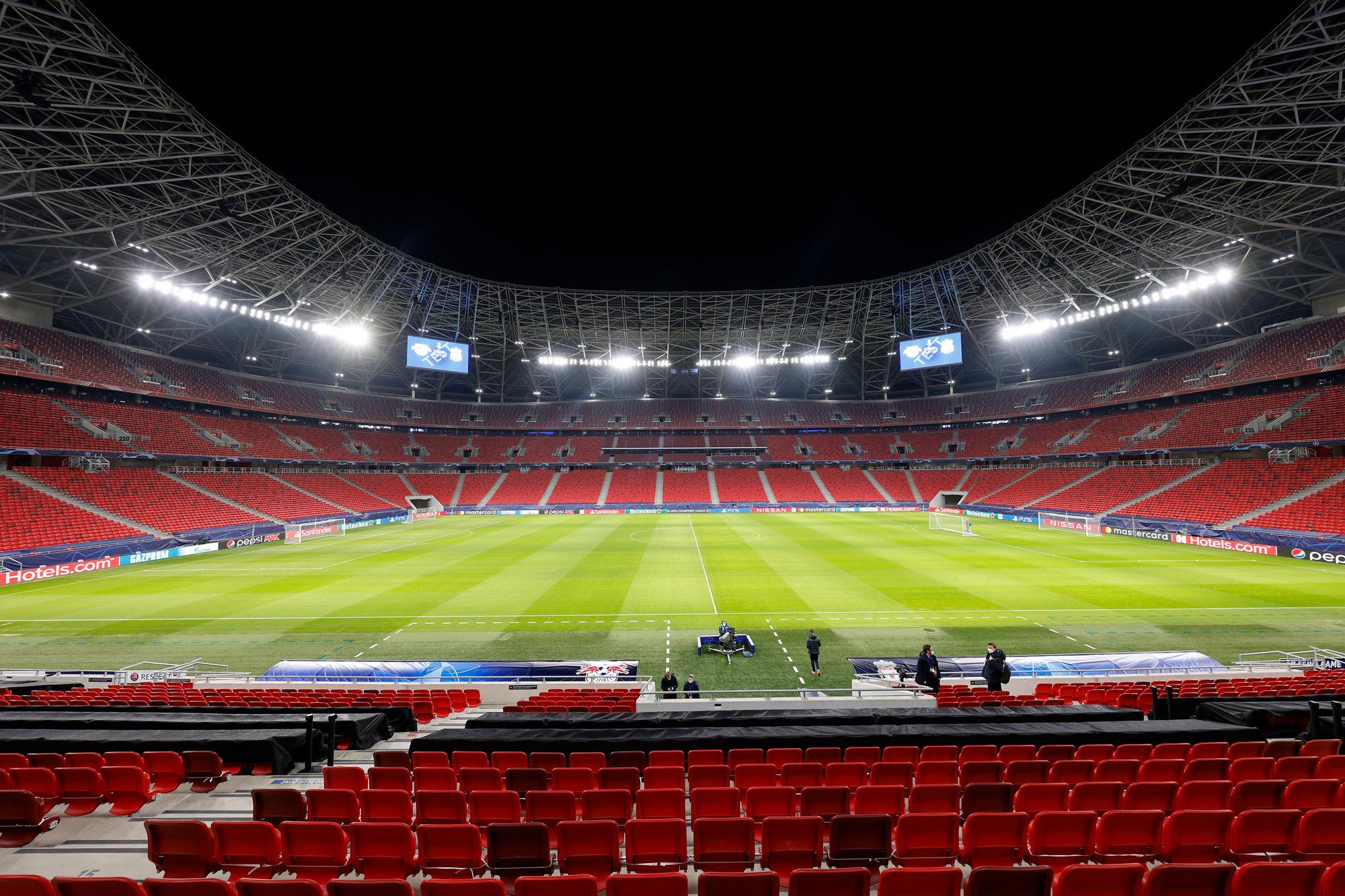 De Puskas Arena in Boedapest is het decor voor de achtste finale tussen Leipzig en Liverpool dinsdagavond