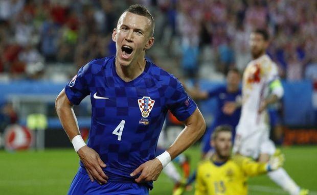 Ivan Perisic viert de winnende goal van Kroatië