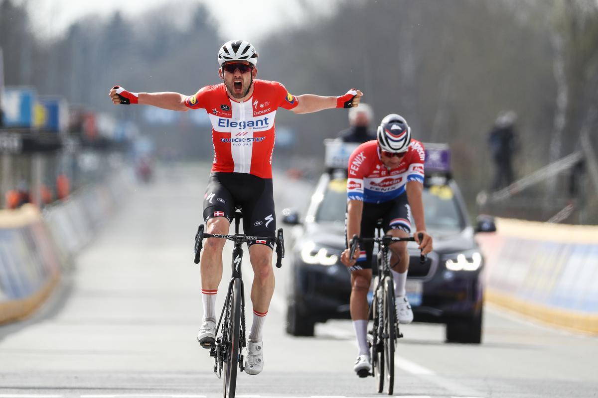 Hoe de ijsgekoelde Kasper Asgreen Mathieu van der Poel dynamiteerde