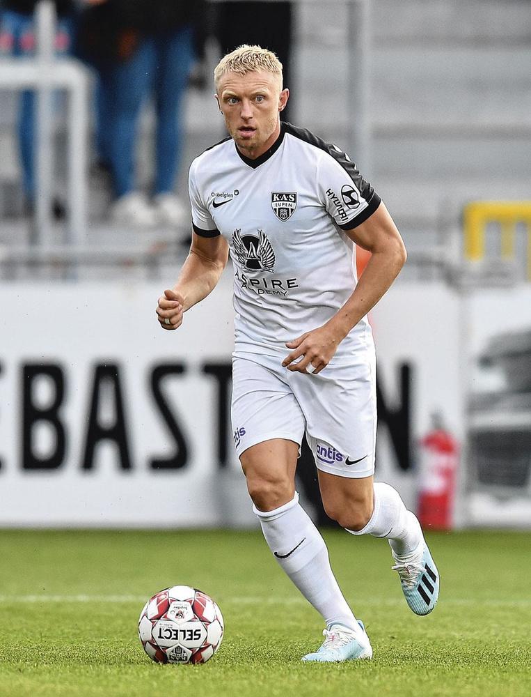 In het shirt van Eupen: 'Nooit ben ik een topspeler tegengekomen die dacht: ik heb alles al meegemaakt. Zo probeer ik ook te zijn.'