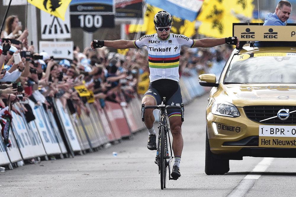 Peter Sagan wint zijn eerste klassieke monument, de Ronde van Vlaanderen 2016.
