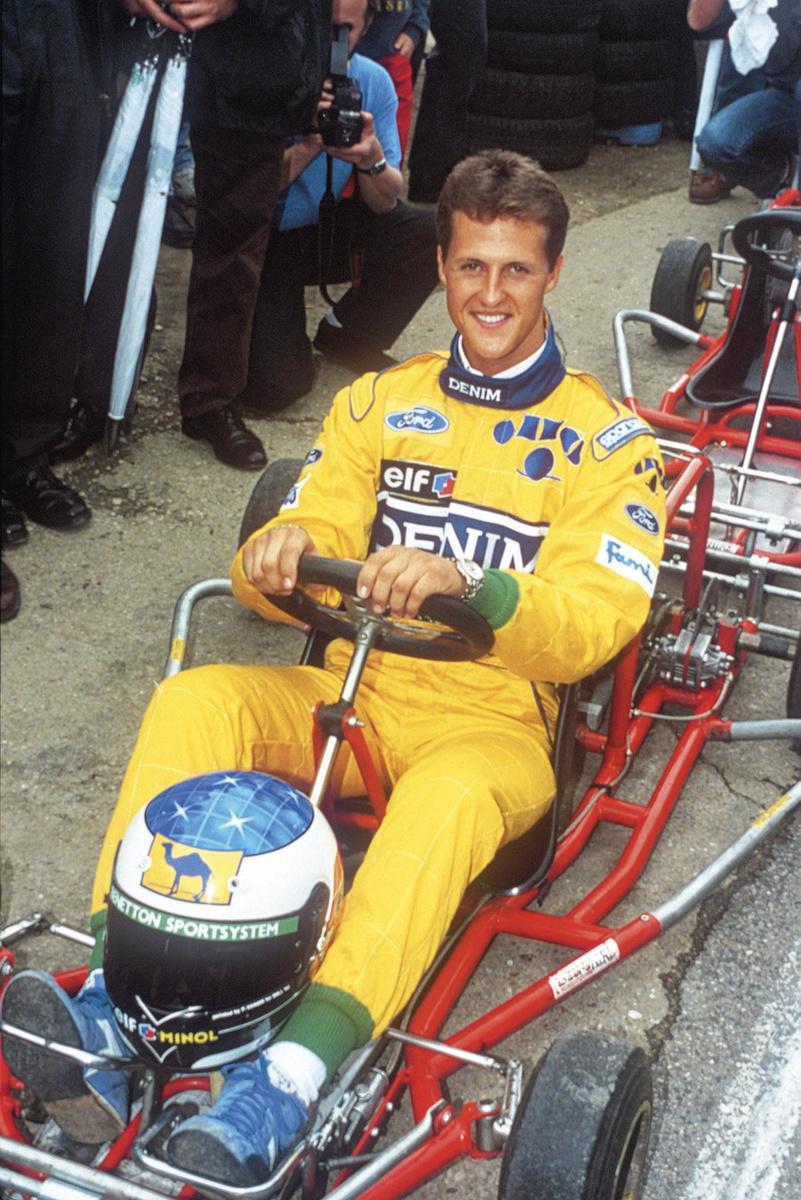 Een beeld uit 1993: de jonge Michael Schumacher begon zijn racecarrière met karten.