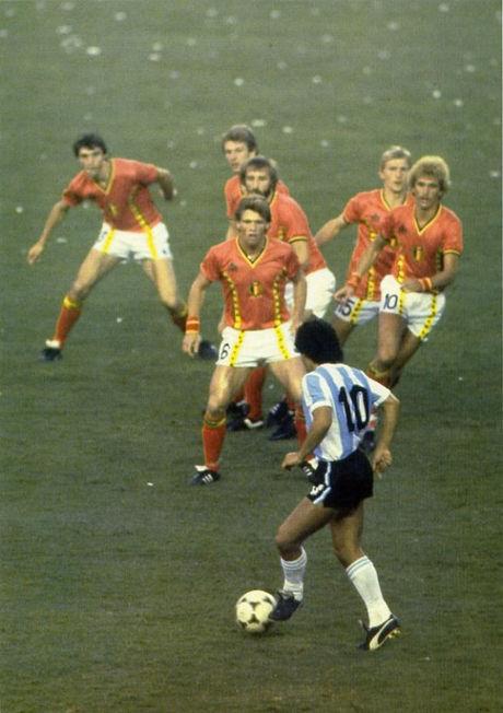 Maradona versus België in 1982