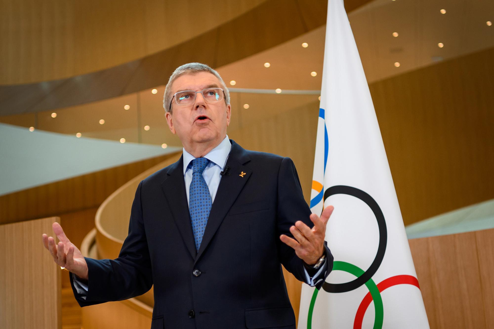 IOC-voorzitter Thomas Bach wordt zelfs in eigen land bestempeld als een koppige leider.