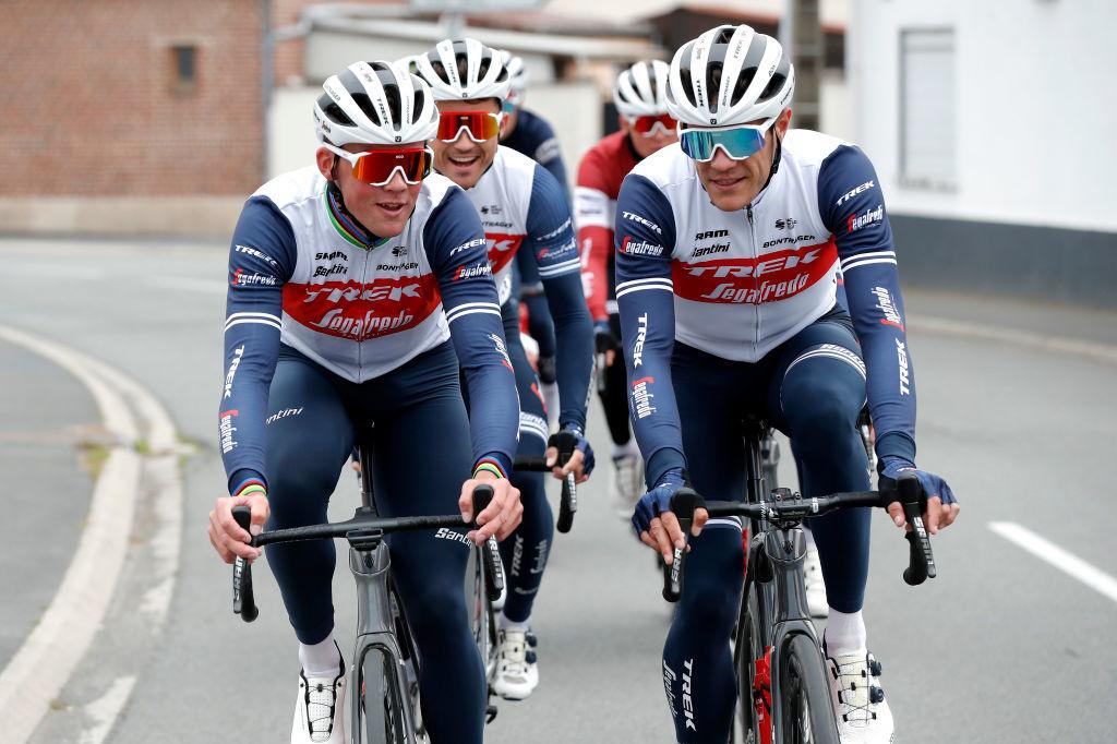 Séduisant sur le papier, le duo Pedersen-Stuyven n'a pas vraiment réussi à peser sur les courses de préparation au Tour des Flandres. Difficile de l'imaginer faire mieux dimanche.