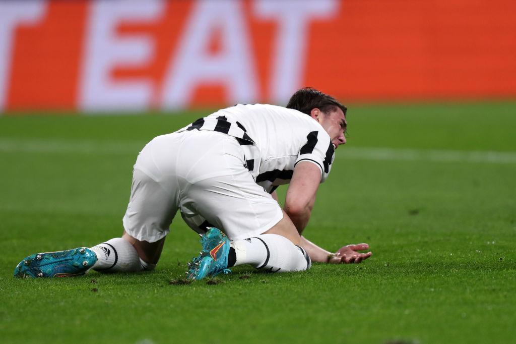 Malgré le concours de Dusan Vlahovic, la Juventus a encore pris la porte en C1 après avoir subi une défaite à domicile.