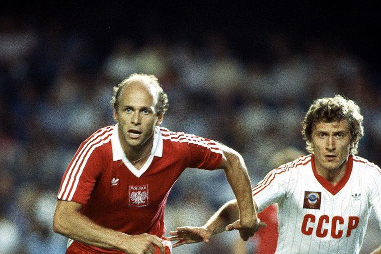 Grzegorz Lato (à gauche) en 1982 contre l'Union Soviétique.