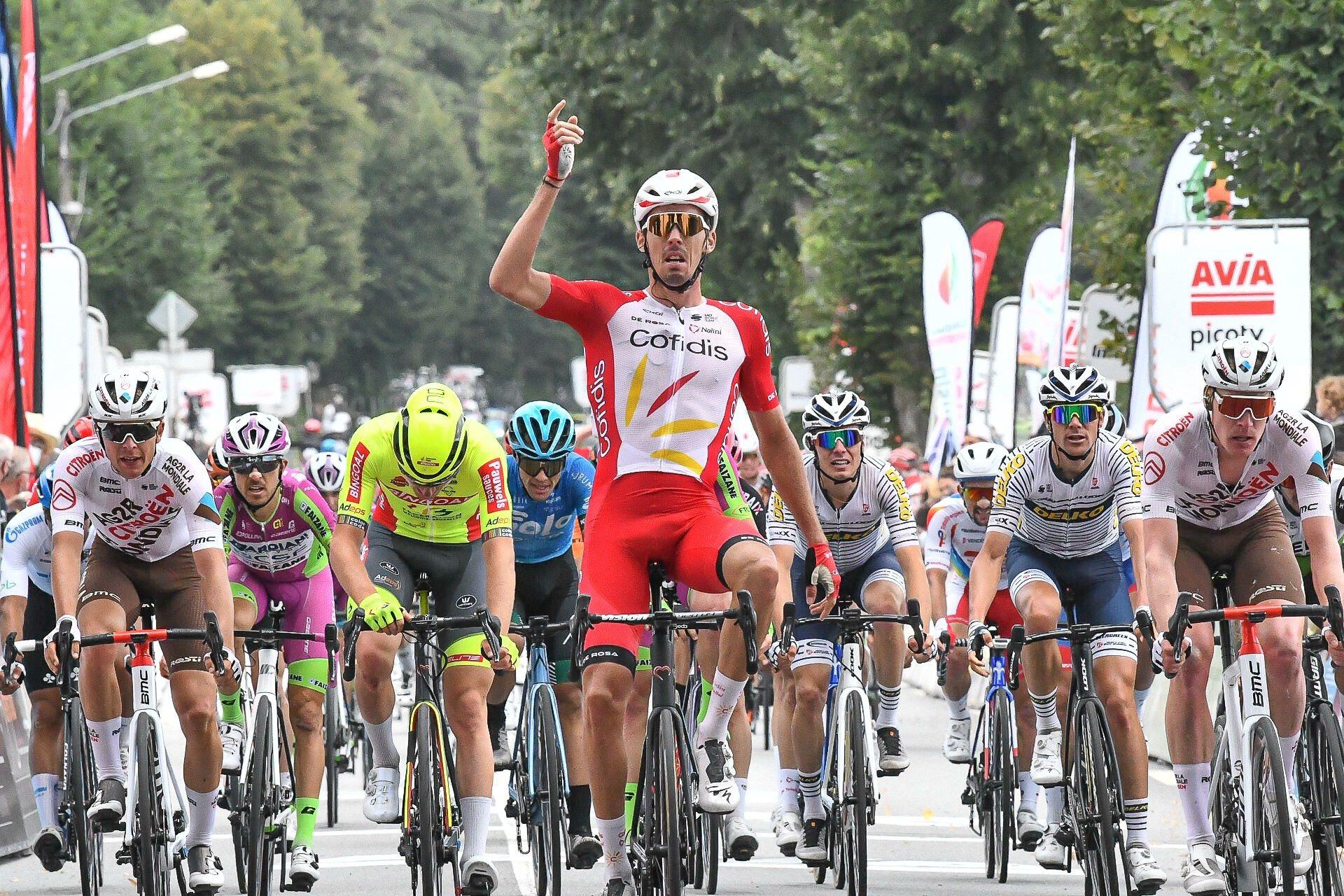Christophe Laporte, vainqueur sur une étape du Tour du Limousin, viendra épauler Van Aert sur les classiques et Groenewegen sur les sprints massifs.