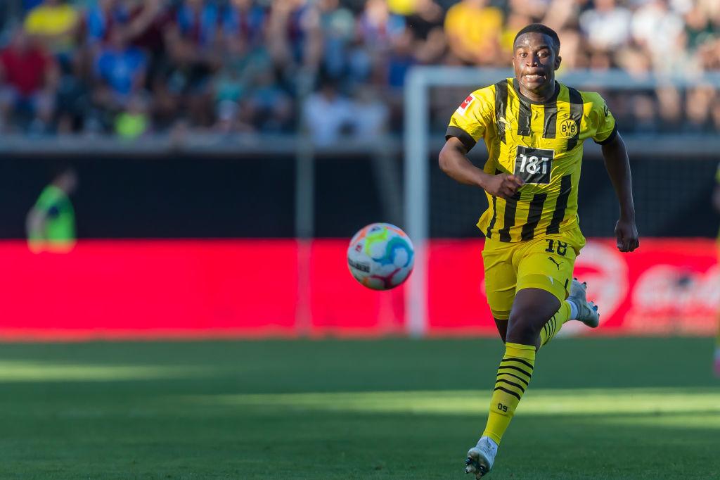 Youssoufa Moukoko reste sur une préparation d'avant-saison réussie au Borussia Dortmund. Peut-il être la révélation de la saison ?