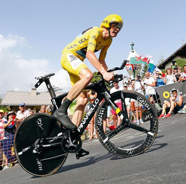 Froome est le candidat n°1 à sa succession sur le Tour 2017. Eddy Merckx, en tout cas, croit en lui : Je ne vois pas pourquoi il ne pourrait pas battre mon record du nombre total de victoires au Tour de France.