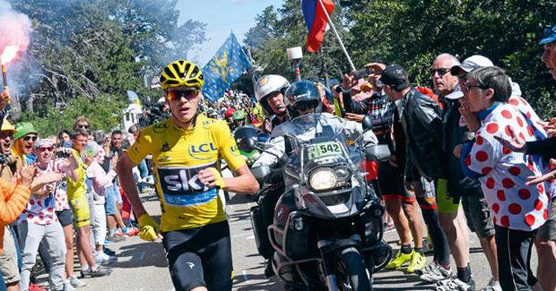 Sa fameuse course à pied dans le mont Ventoux après une chute lors du Tour 2016.