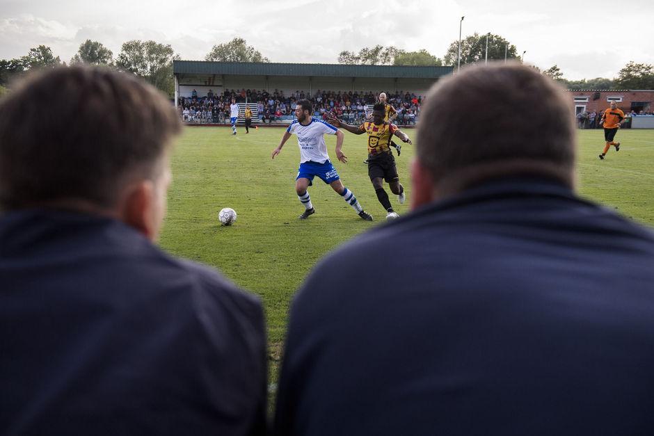 Malines en amical à Leest.