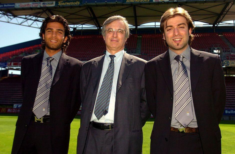 Mehdi Bayat avec son oncle Abbas et son frère Mogi en 2004.