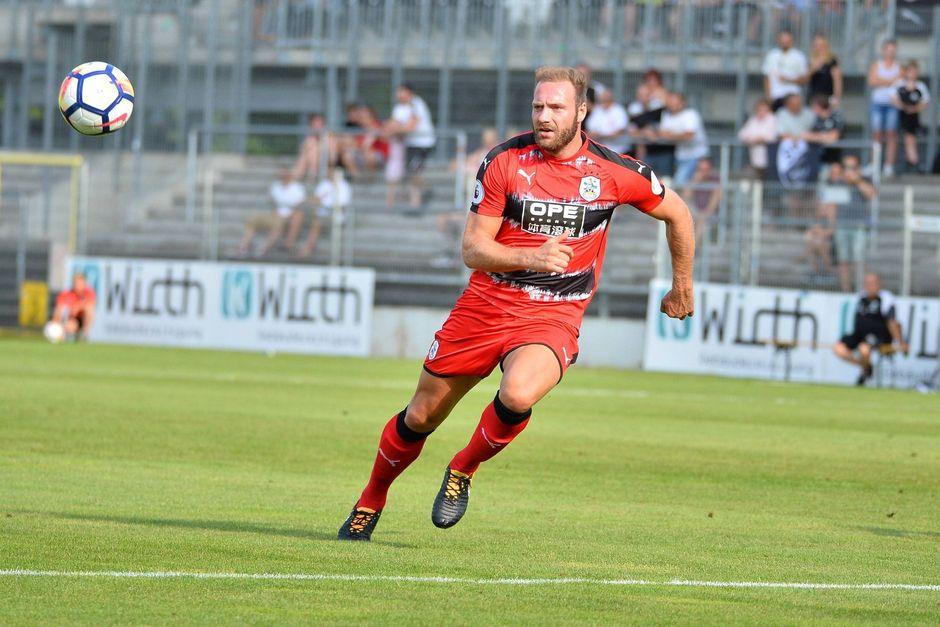 Laurent Depoitre va découvrir la Premier League avec Huddersfield Town.