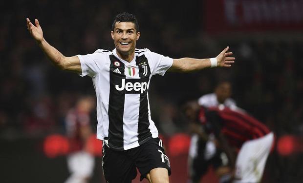 Il lui a fallu patienter 4 matches avant d'inscrire son premier but pour la Juve mais, depuis lors, Cristiano Ronaldo affole à nouveau les compteurs.